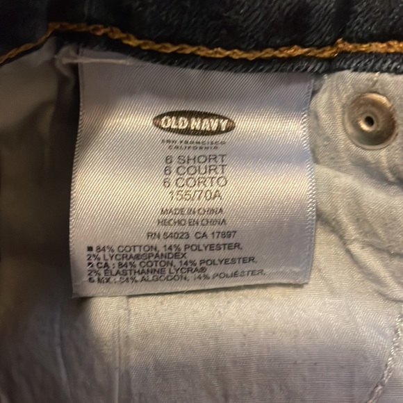 Old navy 6 blue jeans short, denim - Picture 3 of 7